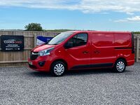 VAUXHALL VIVARO